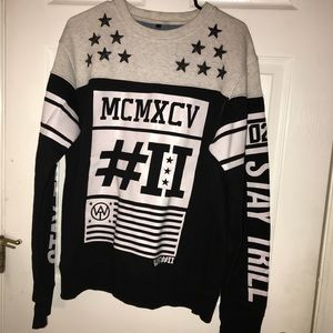 Mens pull over hoodie